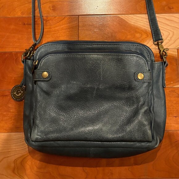 Minooy The Bali Three-Layer Leather Crossbody Shoulder Bag - Picture 2 of 14